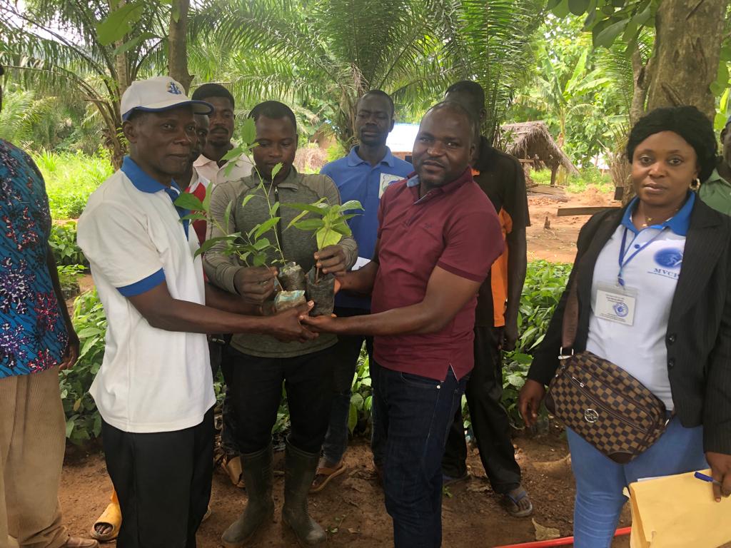 MVCP TOGO Commemoration journee national de l arbre 2023 remise de 15000 plans