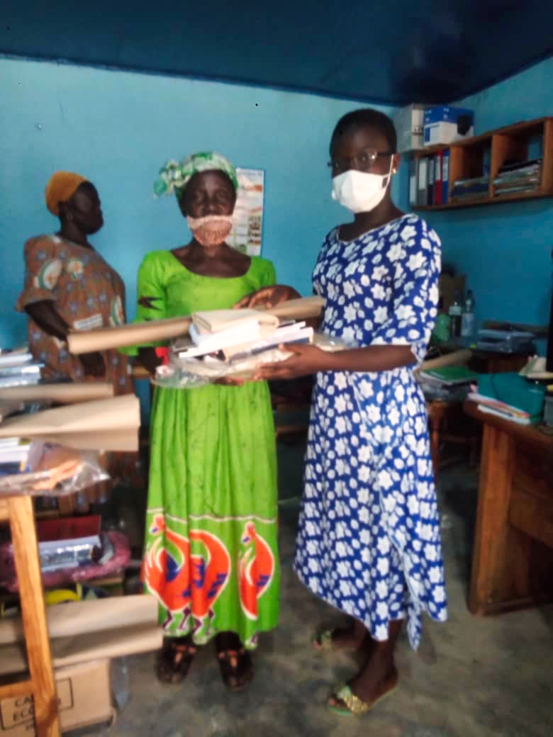 MVCP TOGO Distribution des Kits scolaires pour la rentree academique 2020 2021 Parainnee