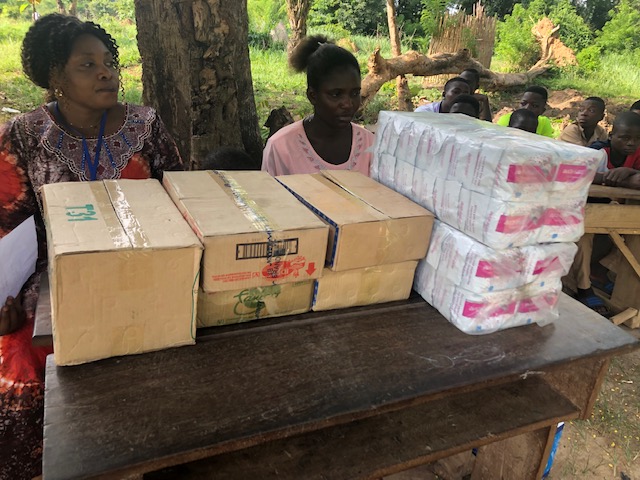 MVCP TOGO sensibilise dans le cadre de la journee mondiale de l hygiene menstruelle distribution de produits d hygiene