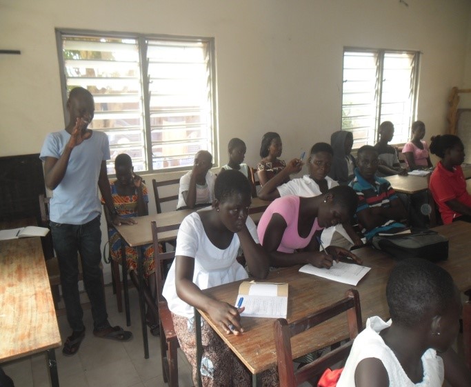 Sensibilisation Education sexuelle et Hygiene pour les jeunes filles Kara Sensi2