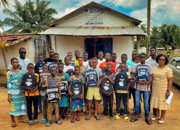 Distribution De Kit Scolaire Aux Eleves Parraines Pour La Rentree 2023 2024 161