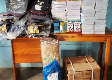 Mvcp Togo Actualite Distribution De Kit Scolaire Aux Eleves Parraines Pour La Rentree 2023 2024 Lot De Fournitures 2